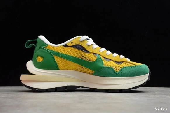 Green Stadium Vaporwaffle Nike sacai Tour CV1363-700 Yellow 0224